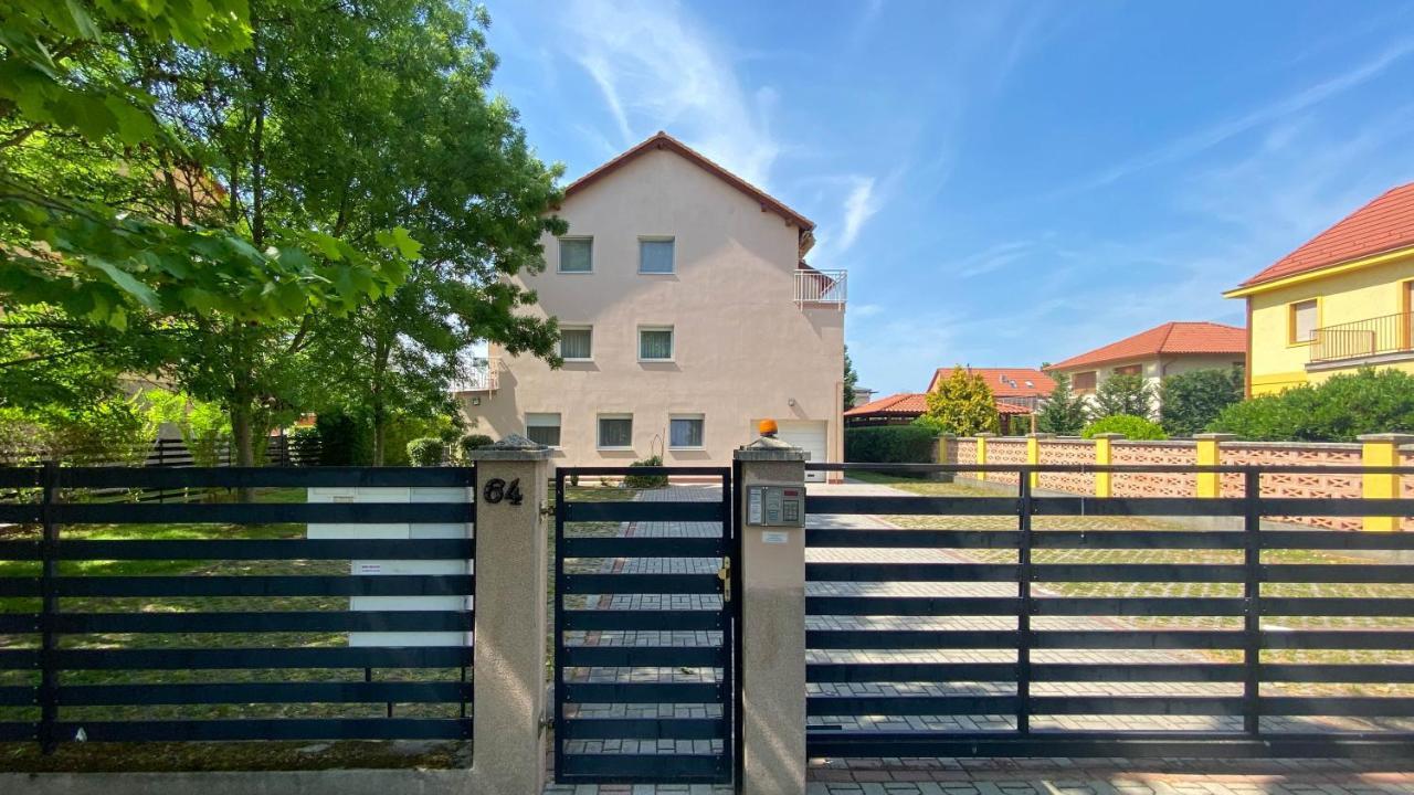 Aranypart Apartman Apartment Siófok Exterior foto